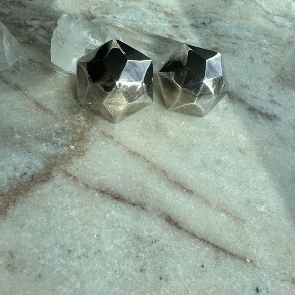 Vintage Geometric Modernist Faceted Sterling Silver Earrings - Picture 3 of 5